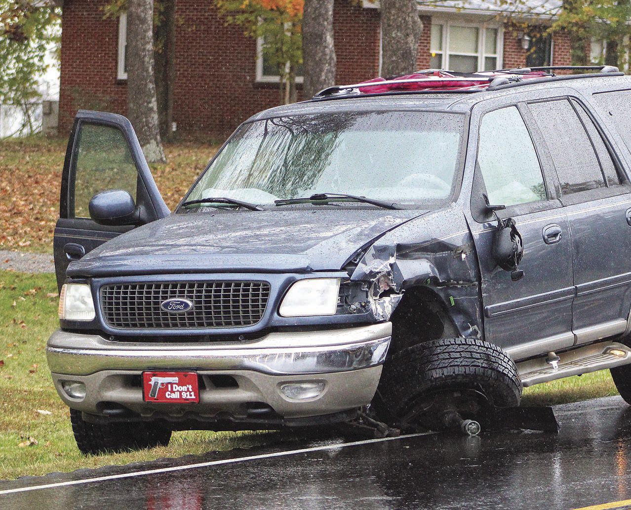 Fourth and Glendale Road wreck